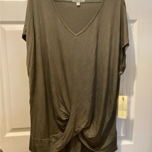 Paper Tee Khaki V-Neck Short Sleeve Top